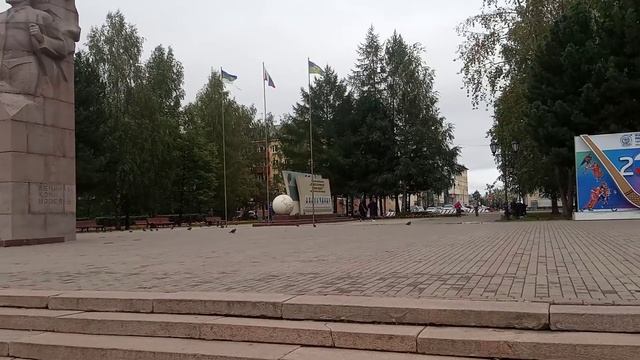 Центр Сыктывкара. Иду в столовую, встретил подписчика. смотреть онлайн