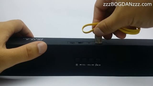 Большая Портативная Bluetooth Колонка BT-801 Светомузыка смотреть онлайн