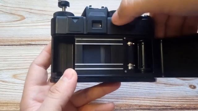 Фотоаппарат Zenit 12XS с объективом Helios-44M-6 смотреть онлайн