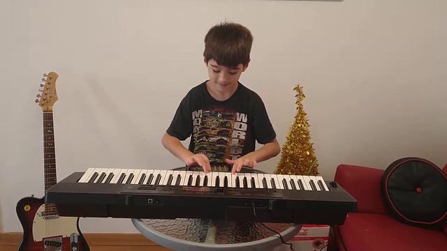 Toco Megalovania en teclado Casio CTK 3200 y sintetizador Korg Volca смотреть онлайн