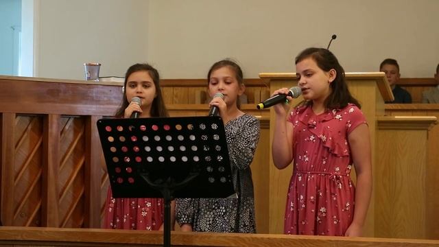 Вечер наступает, солнышко зашло смотреть онлайн