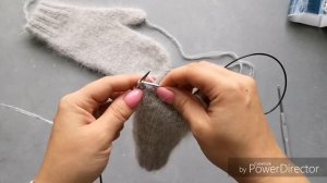 Варежки спицами из пуха норки / ангорки. Женские варежки из пушистой пряжи