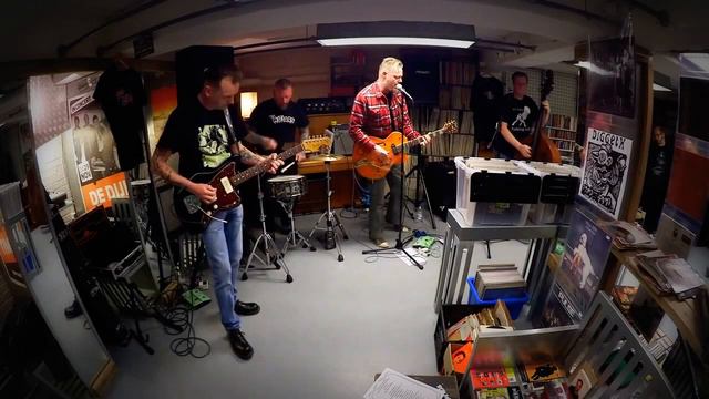 2015 Frantic Vermin - 'Three men Seeking Monsters' @ Wim's Muziekkelder смотреть онлайн