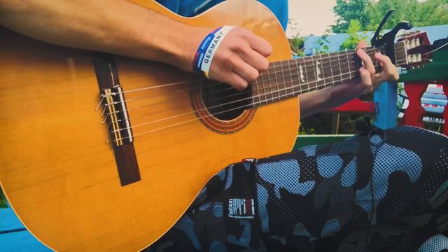 САМАЯ КРАСИВАЯ МЕЛОДИЯ НА ГИТАРЕ/River flows in you fingerstyle cover смотреть онлайн