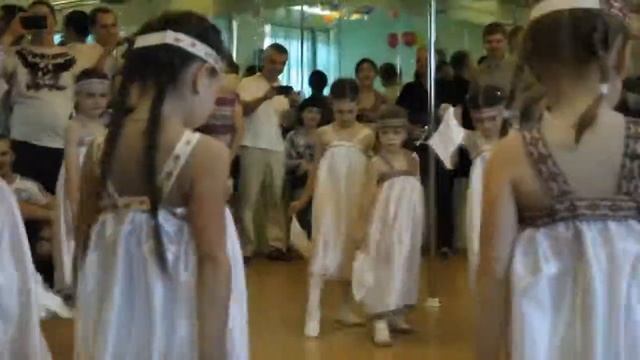 Детский танец "Березки" смотреть онлайн