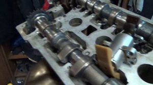 Audi 2.0 ALT как выставить межвальную цепь. Audi 2.0 ALT how to set the intershaft chain