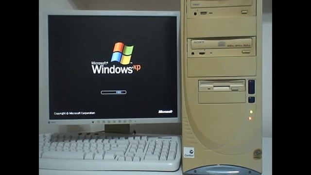 Windows XP Pro Startup in the Year 2021 with Computer Intel Celeron 1.8Ghz Socket 478 - Small Revie смотреть онлайн