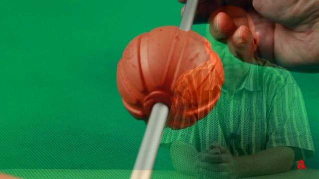 Отчего он ходит по кругу? смотреть онлайн