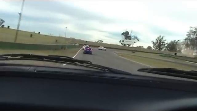 Oran Park: Peugeot 405 mi16 chasing Subaru Liberty 3.0R and GT смотреть онлайн