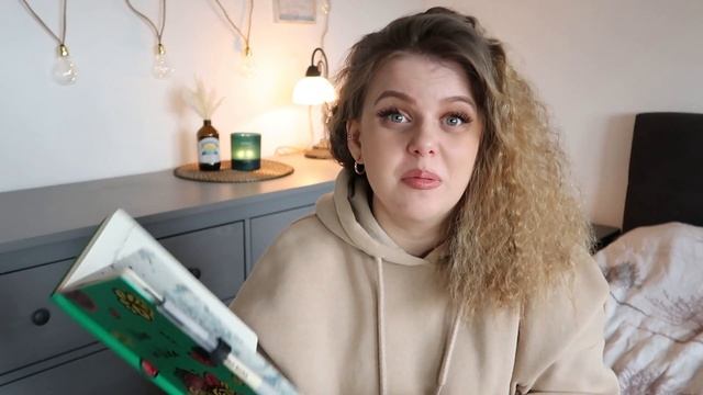 Первое ПРОЧИТАННОЕ // лучшая книга года?! смотреть онлайн