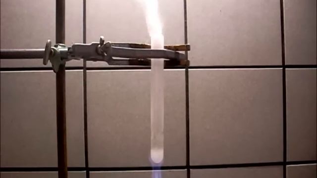 Decomposition of ammonium nitrate experiment No. 13 - Zersetzung von Ammoniumnitrat Versuch Nr 13 смотреть онлайн