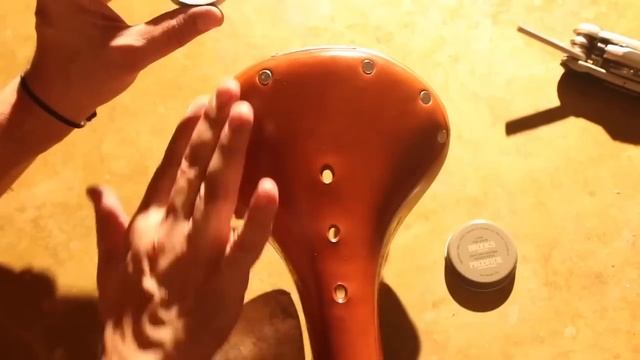 How To Install a Brooks Saddle смотреть онлайн