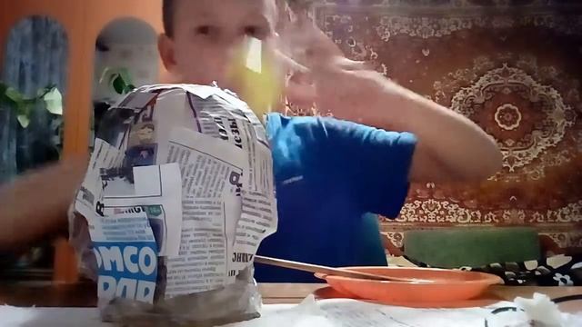 Делаю маску из папье-маше смотреть онлайн