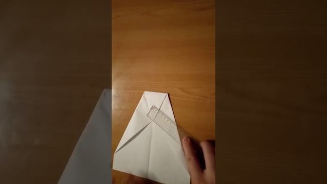 Как сделать бумажный самолетик -