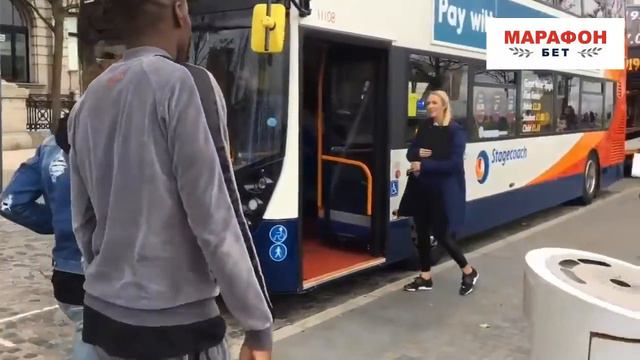 Люка Динь, Курт Зума и Андре Гомеш встретились с болельщиками смотреть онлайн