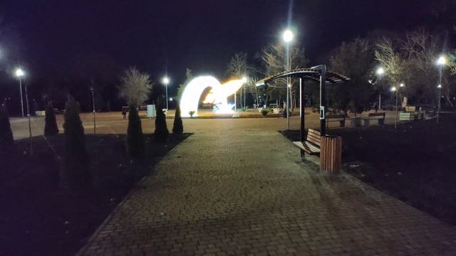 Прогулка по Парку Гагарина. Керчь 2023 г. смотреть онлайн