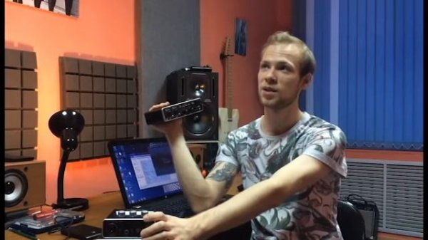 Внешний аудиоинтерфейс Behringer UM2, UMC22, UMC202HD