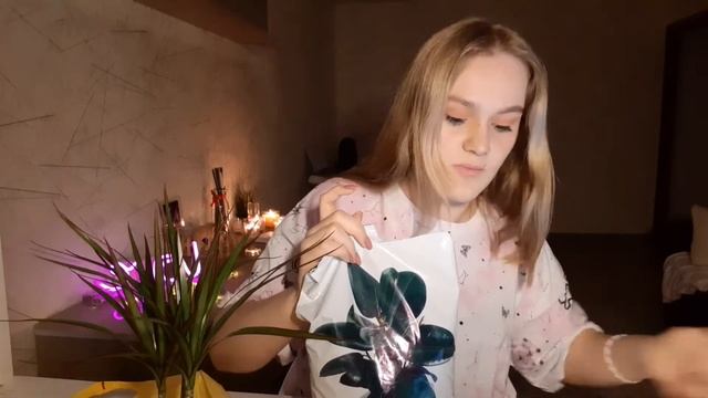 пересаживаю пальму/ болтовня/ видеоуроки в YouTube смотреть онлайн