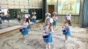 "Танец барабанщиц"  Юбилей детского сада