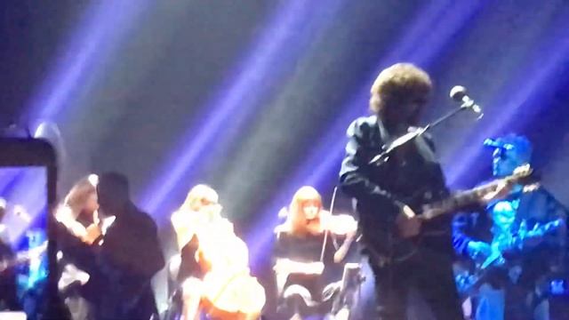 Jeff Lynne’s ELO ~ Do Ya ~ Honda Center in Anaheim, CA ~ 6/20/2019 смотреть онлайн