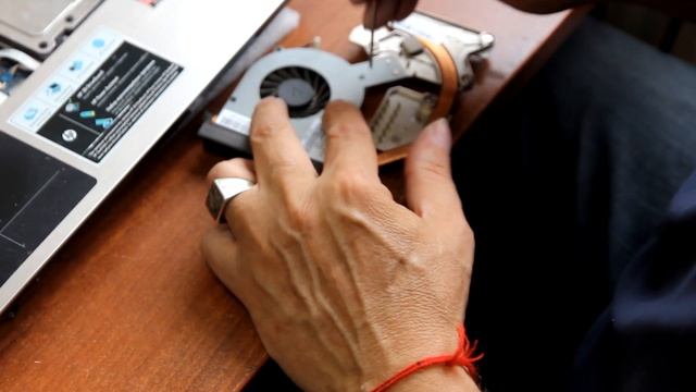 Чистка ноутбука в домашних условиях смотреть онлайн