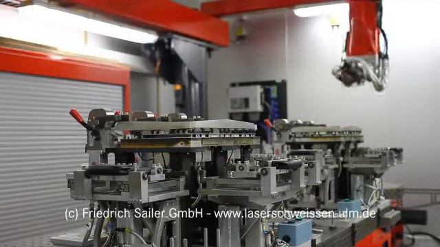 Laserschweissen von Stahlzargen für Schubladen in Großserie смотреть онлайн