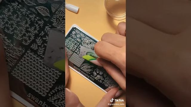 хочешь научиться стемпингу тогда смотри если рисунок не отпечатывается тогда смотри смотреть онлайн