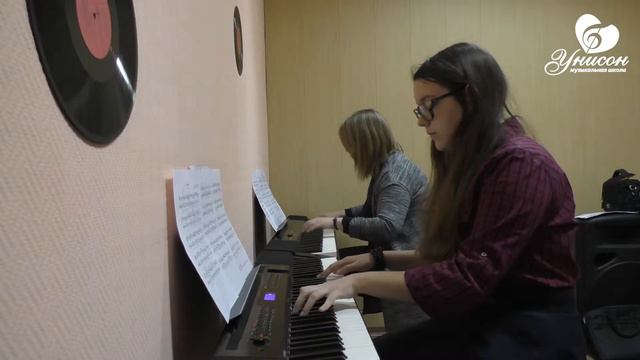 Наташа Кудряшова и Ксения Соколова - «Reunited» (Преподаватель Соколова К.М.) смотреть онлайн