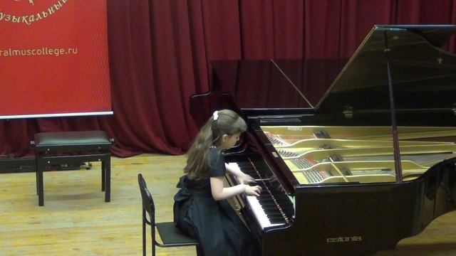 Ангелина Гуревич, Эдвард Григ "Бабочка", смотреть онлайн