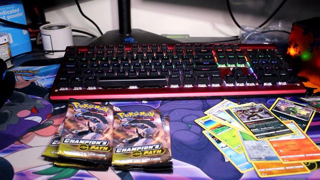 Pokemon Champion's Path Elite Trainer Box Unboxing (Charizard?) смотреть онлайн