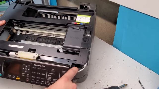 Taking Apart Epson Workforce 633 Printer for Parts or To Repair 630, 635, 645, 545 Disassembly смотреть онлайн