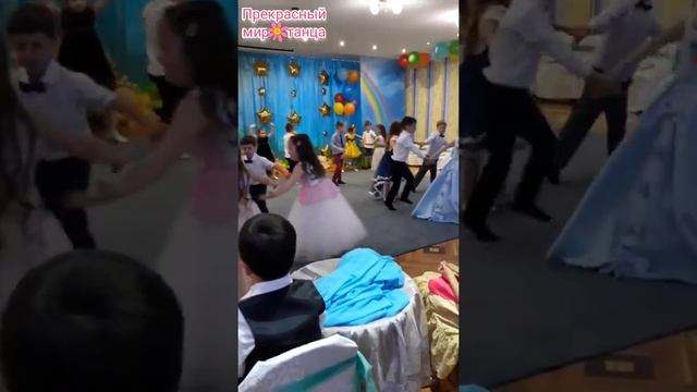 ? Детский танец на выпускной "СТРАНА ДЕТСТВА" Хореограф Оксана Калинина #Выпуск_в детском_саду смотреть онлайн