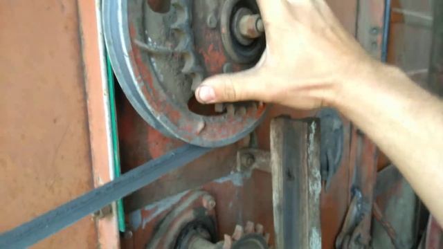 Как выставить звездочки и шкивы на комбайне ( Нива первое видео) смотреть онлайн