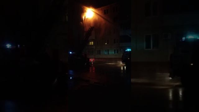 Пожар на улице Мануильского сгорела квартира Житомир 11.01.2020 смотреть онлайн