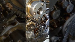 причина треска на холодный двс после запуска vq35de