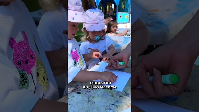 Детские площадки в США смотреть онлайн