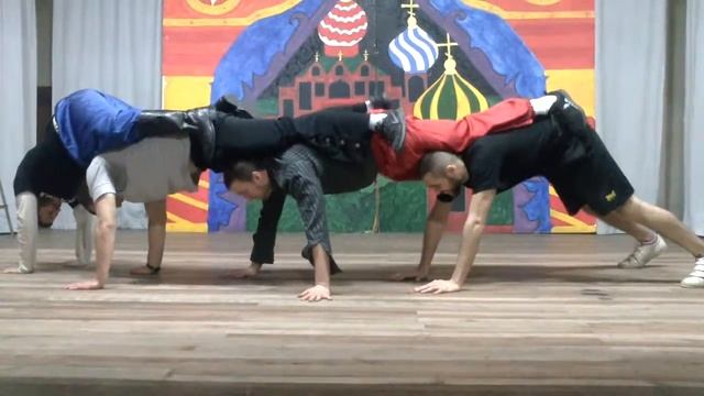 Ballet Rodina Ensayando