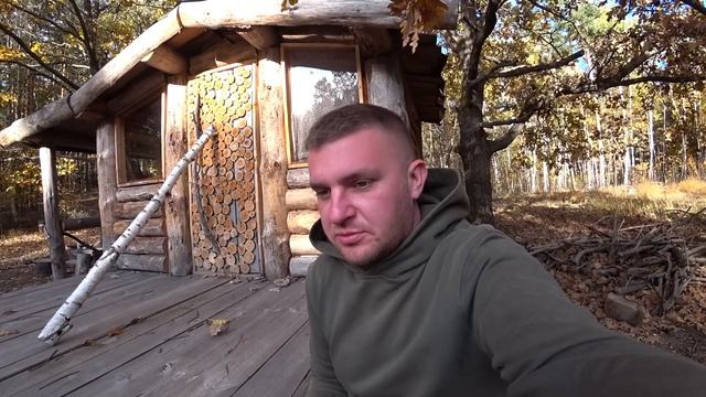 24 ЧАСА В ОХОТНИЧЬЕМ ДОМИКЕ ВИТАЛИКА ИГНАТЮКА! Рыбалка, ищу грибы! смотреть онлайн