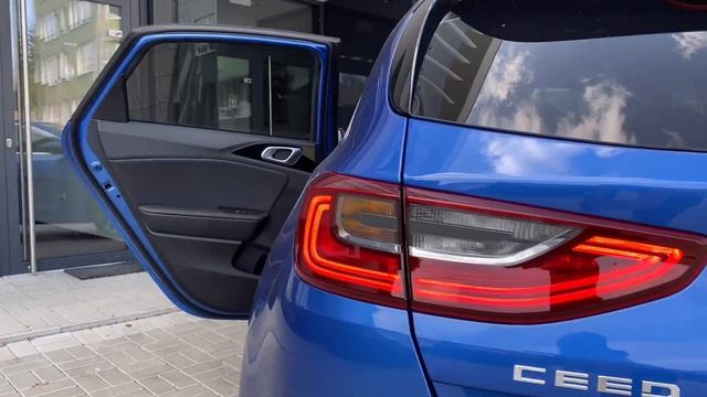 KIA CEED 1.5 T-GDi GOLD PLUS смотреть онлайн