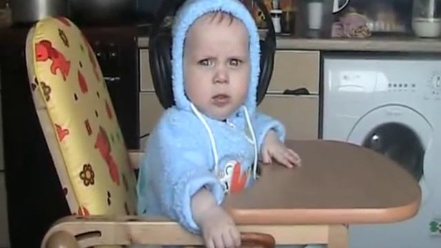 Дианочка - Самый первый трек смотреть онлайн