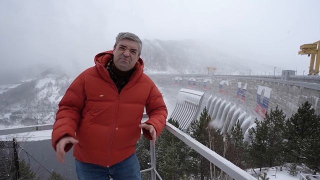 Хакасия: Саяно-Шушенская ГЭС, Самая большая сосулька России, Туимский провал и шишки смотреть онлайн