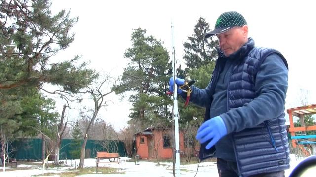 Весенняя обрезка яблони и груши во 2 год смотреть онлайн