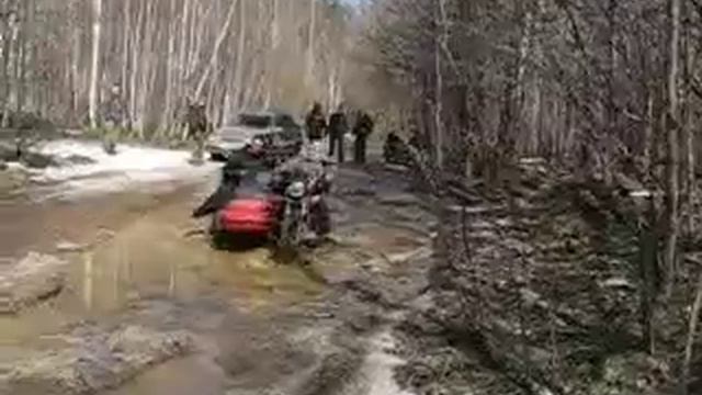 ИЖ Планета 5 . Дорога весной на стрит. Пенза. смотреть онлайн