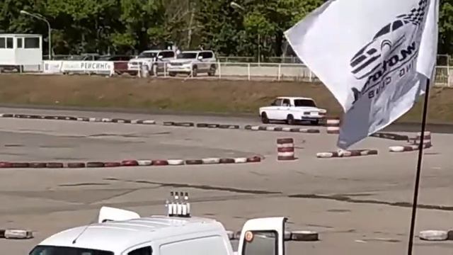 Тольятти Квц.Трек-400.(1) смотреть онлайн
