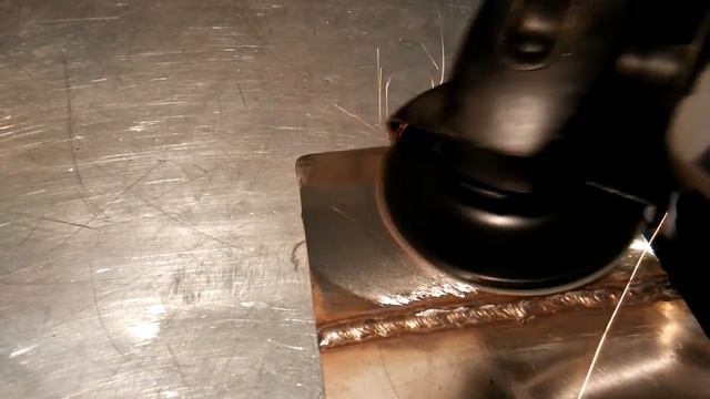 Тест фибрового диска vsm xf885 на нержавейке. Fiber disc vsm xf885 Inox. смотреть онлайн