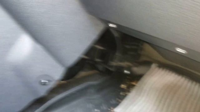 Замена салонного фильтра Дастер,Сандеро,Ларгус,Логан,Альмера смотреть онлайн