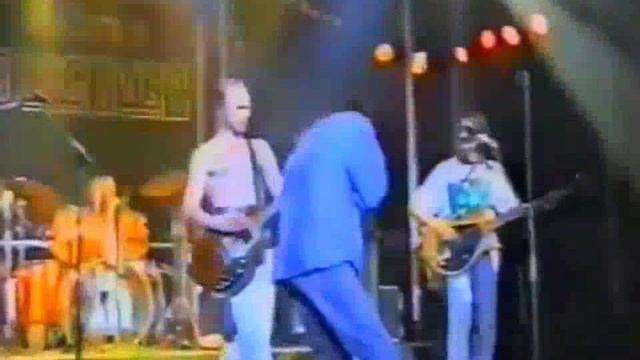 А.Монин, рок-группа "Круиз". Концерт в клубе "Master". 24.02.1995г. "Всем Встать". смотреть онлайн