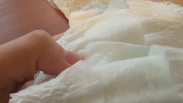 Обзор подгузников 7 разных марок Pampers Huggies Libero и т.д. смотреть онлайн