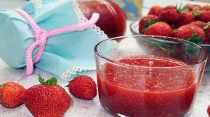 Клубника протертая с сахаром.  Клубничное варенье без варки. Заготовка клубники на зиму