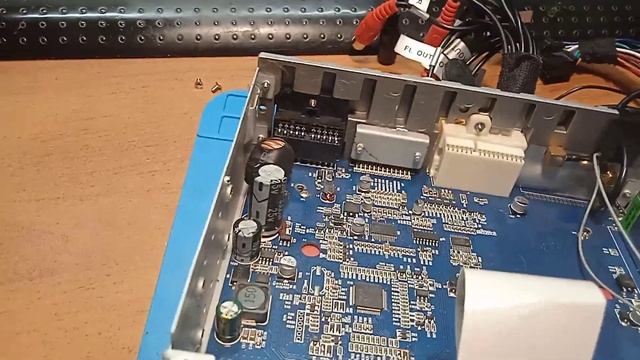 Штатная магнитола Рено Дастер 2017, разборка, ремонт смотреть онлайн